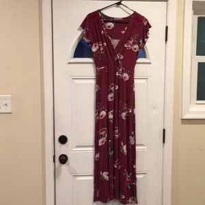 Loveappella Long Maxi floral dress small